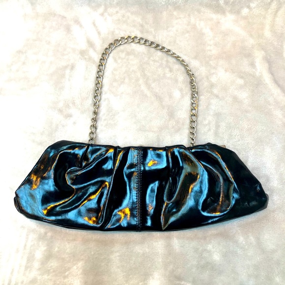 Black express patent leather clutch with shoulder strap